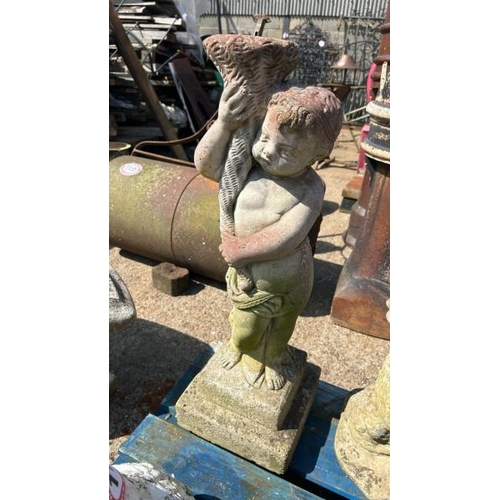 1144 - A RECONSTITUTED STONE CHERUB BIRD BATH BASE, 74CM (H) / ALL LOTS ARE LOCATED IN SL0 9LG, REGRETFULLY... 