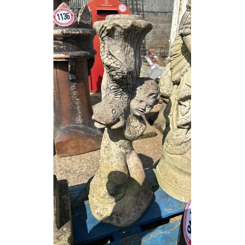 1145 - A RECONSTITUTED STONE CHERUB AND COY FISH BIRD BATH BASE, 62CM (H) / ALL LOTS ARE LOCATED IN SL0 9LG... 