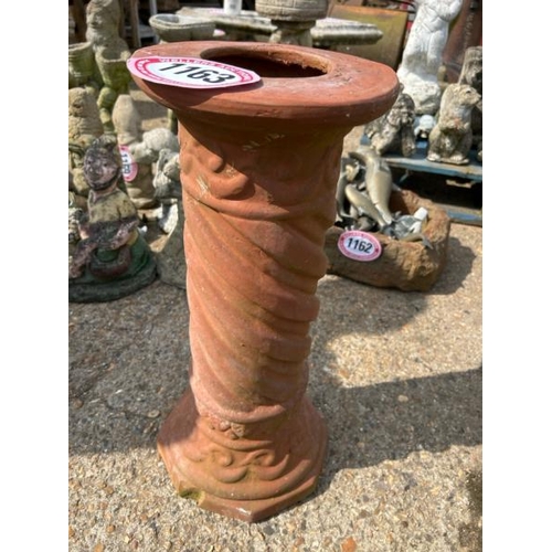 1163 - A DECORATIVE TERRACOTTA PLINTH, 60CM (H) / ALL LOTS ARE LOCATED IN SL0 9LG, REGRETFULLY WE DO NOT OF... 