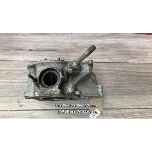 3448 - 1981 HONDA CX500 CX 500 RHS RIGHT SIDE ENGINE CYLINDER HEAD, VALVE GEAR / H67