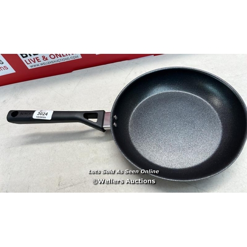 3024 - NINJA ZEROSTICK CLASSIC COOKWARE 24CM FRYING PAN, NON-STICK, LONG LASTING ALUMINIUM FRYING PAN, INDU... 