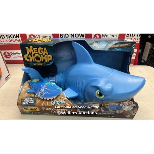 3052 - SKY ROCKET MEGA CHOMP SHARK REMOTE CONTROL TOY WITH SIMPLE TO USE CONTROLLER AND AUTOMATED CHOMPING ... 