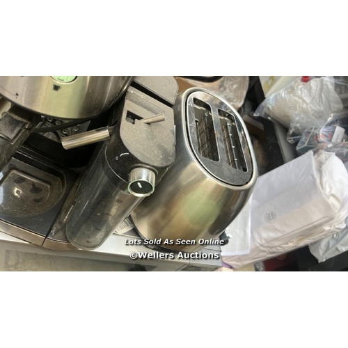 3165 - MICROWAVE, COFFEE MACHINE AND TOASTER / UNTESTED / G37