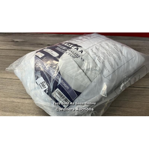 3507 - IMFAA QUILTED KING MATTRESS PROTECTOR - 30 CM DEEP STRETCH SKIRT / MINIMAL, IF ANY SIGNS OF USE / E6... 