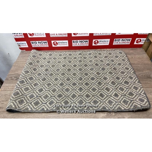 4030 - MULTY HOME ACCENT FLOOR RUNNER / 60 X 183 CM / SIGNS OF USE / C41