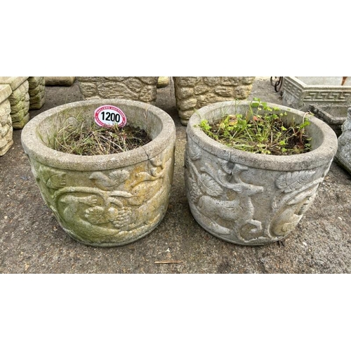 1200 - A PAIR OF RECONSTITUTED STONE ROUND PLANTERS, 30CM (H) X 40CM (DIA) / ALL LOTS ARE LOCATED IN SL0 9L... 