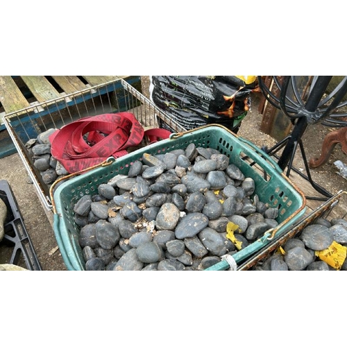 1215 - A PALLET INCL. A QUANTITY OF DECORATIVE GARDEN STONES, CHARCOAL AND A THREE TIER METAL STAND, 103CM ... 