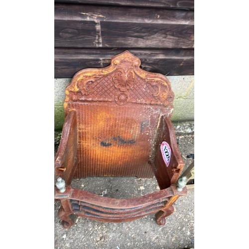 1224 - A CAST IRON FIRE GRATE AND BACK, 63CM (H) X 50CM (W) X 30CM (D) / ALL LOTS ARE LOCATED IN SL0 9LG, R... 