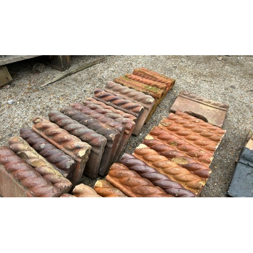 1259 - APPROX X37 ROLL TOP, SALT GLAZED, TERRACOTTA AND BLUE GARDEN EDGING, EACH APPROX 23.5CM (L) / ALL LO... 