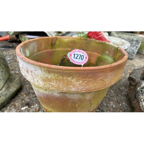 1270 - ONE TERRACOTTA AND ONE RECONSTITUTED STONE PLANTER, LARGEST 35CM (H) X 38CM (DIA) / ALL LOTS ARE LOC... 