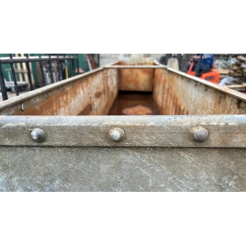 1273 - A GALVANISED AND RIVETED FARM TROUGH, 54CM (H) X 244CM (L) X 44CM (D) / ALL LOTS ARE LOCATED IN SL0 ... 