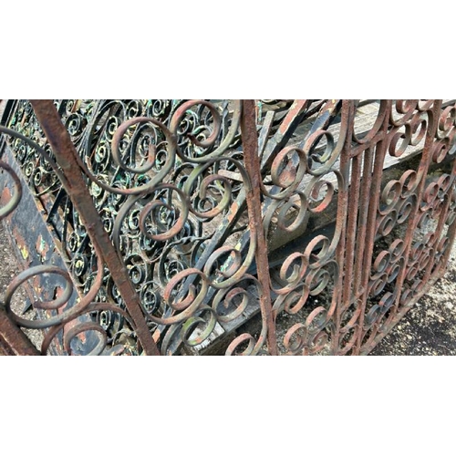 1281 - A PAIR OF CAST AND WROUGHT IRON GATE SECTIONS, 118CM (H) X 122CM (W) / ALL LOTS ARE LOCATED IN SL0 9... 