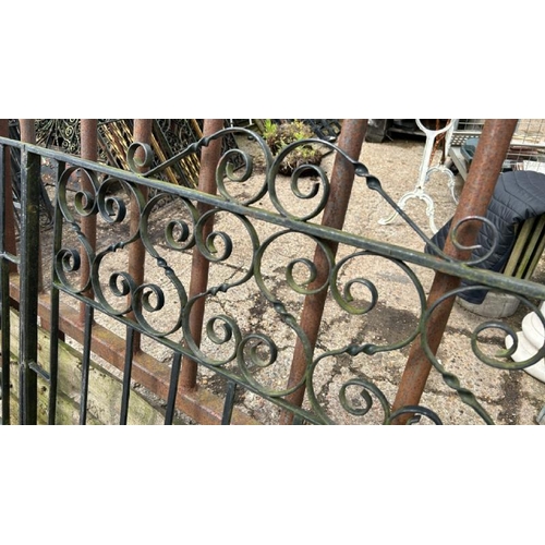 1285 - A PAIR OF CAST AND WROUGHT IRON GATE SECTIONS, 103CM (H) X 145.5CM (W) / ALL LOTS ARE LOCATED IN SL0... 