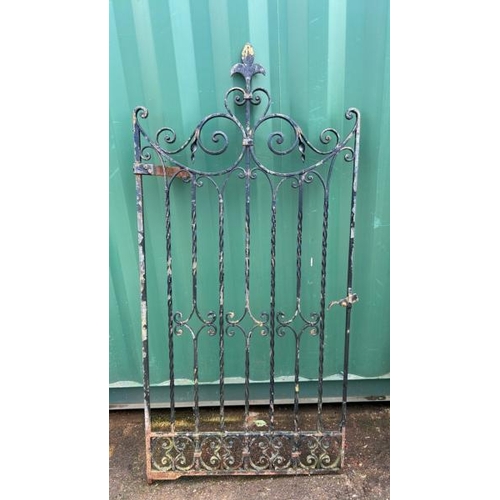 1291 - AN ORNATE WROUGHT IRON GATE, 172CM (H) X 84CM (W) / ALL LOTS ARE LOCATED IN SL0 9LG, REGRETFULLY WE ... 