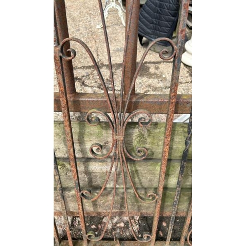 1294 - A PAIR OF CAST AND WROUGHT IRON GATES, 106.5CM (H) X 99CM (W) / ALL LOTS ARE LOCATED IN SL0 9LG, REG... 