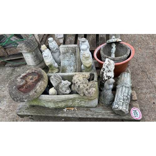 1334 - A PALLET OF ASSORTED RECONSTITUTED STONE GARDEN FEATURES INCL. ORNAMENTS, BIRDBATH TOPS AND PLANTERS... 