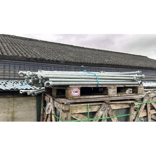 1340 - A QUANTITY OF GALVANISED SCAFFOLDING BRACES / ALL LOTS ARE LOCATED IN SL0 9LG, REGRETFULLY WE DO NOT... 