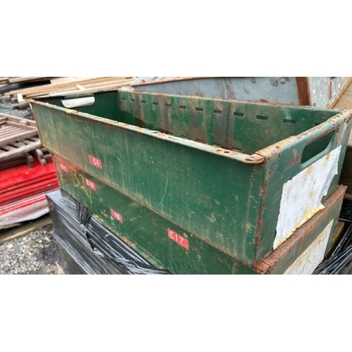 1354 - APPROX X25 GREEN METAL TOTES, 15CM (H) X 76CM (L) X 30CM (W) / ALL LOTS ARE LOCATED IN SL0 9LG, REGR... 