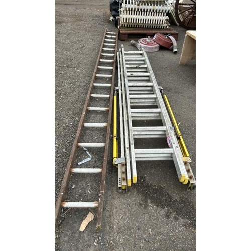 1364 - TWO LADDERS, ONE EXTENDING / ALL LOTS ARE LOCATED IN SL0 9LG, REGRETFULLY WE DO NOT OFFER SHIPPING, ... 