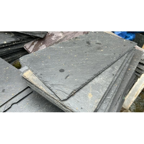 1377 - A LARGE QUANTITY OF ROOFING SLATE, ACROSS TWO PALLETS / ALL LOTS ARE LOCATED IN SL0 9LG, REGRETFULLY... 