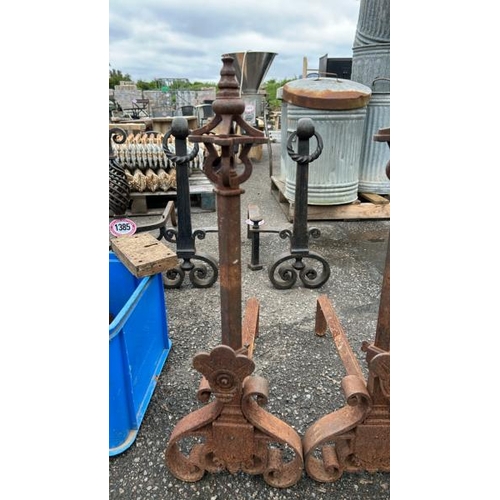 1387 - A PAIR OF ORNATE CAST IRON FIRE DOGS, 70CM (H) X 54CM (L) / ALL LOTS ARE LOCATED IN SL0 9LG, REGRETF... 