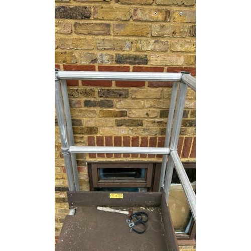 1390 - A MOBILE ALUMINIUM PLATFORM, 320CM (L) X 310CM (H) / ALL LOTS ARE LOCATED IN SL0 9LG, REGRETFULLY WE... 