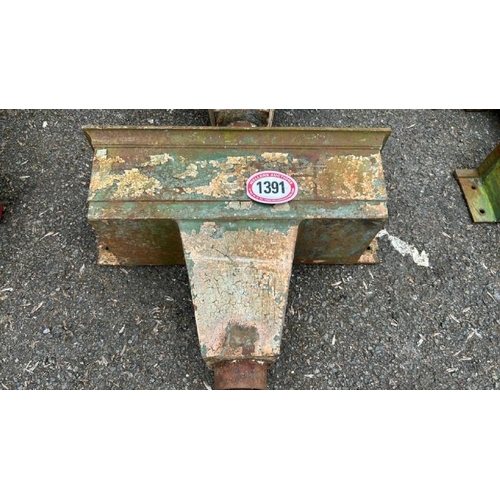 1391 - A PAIR OF LARGE CAST IRON HOPPERS, 52CM (H) X 70CM (W) / ALL LOTS ARE LOCATED IN SL0 9LG, REGRETFULL... 