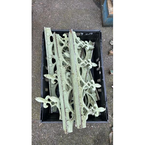 1399 - A COLLECTION OF METAL WALL FEATURES, EACH APPROX. 59CM (L) / ALL LOTS ARE LOCATED IN SL0 9LG, REGRET... 