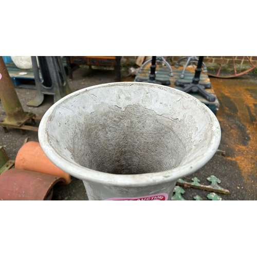 1402 - A PAIR OF FIBREGLASS URNS, 95CM (H) / ALL LOTS ARE LOCATED IN SL0 9LG, REGRETFULLY WE DO NOT OFFER S... 