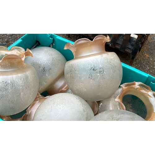 1404 - NINE ANTIQUE FROSTED GLASS LIGHT SHADES, APPROX 20CM (H) / ALL LOTS ARE LOCATED IN SL0 9LG, REGRETFU... 