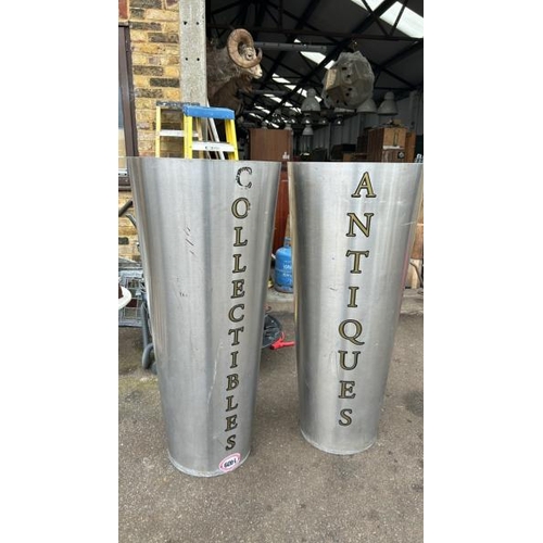 1409 - TWO STAINLESS STEEL 'ANTIQUES & COLLECTABLES' STOREFRONT SIGNS, 135CM (H) / ALL LOTS ARE LOCATED IN ... 