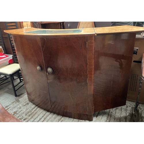 1546 - CURVED WOODEN BAR WITH INLAID GLASS WINDOW, FOLDING TOP. OPENED: 205 X 104 X 70CM / ALL LOTS ARE LOC... 