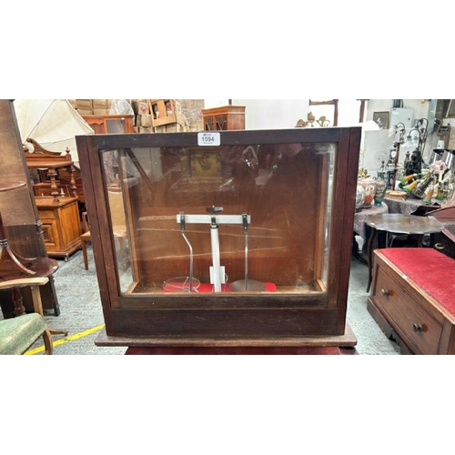 Lot 1594      