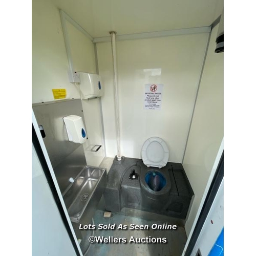 1004 - 6 PERSON 12 X 7.5FT AJC EASY CABIN TOWABLE WELFARE UNIT, INCLUDES WASH BASIN, KETTLE, MICROWAVE, SEA... 