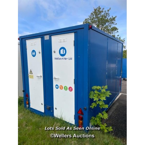 1004 - 6 PERSON 12 X 7.5FT AJC EASY CABIN TOWABLE WELFARE UNIT, INCLUDES WASH BASIN, KETTLE, MICROWAVE, SEA... 