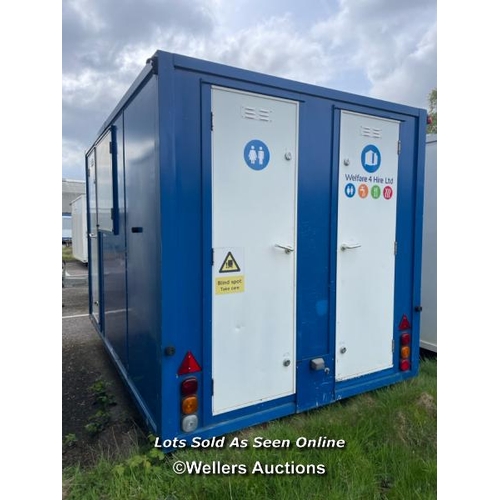 1010 - 6 PERSON 12 X 7.5FT AJC EASY CABIN TOWABLE WELFARE UNIT, INCLUDES WASH BASIN, KETTLE, MICROWAVE, SEA... 