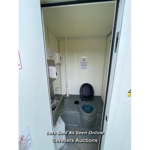 1011 - 6 PERSON 12 X 7.5FT AJC EASY CABIN TOWABLE WELFARE UNIT, INCLUDES WASH BASIN, KETTLE, MICROWAVE, SEA... 