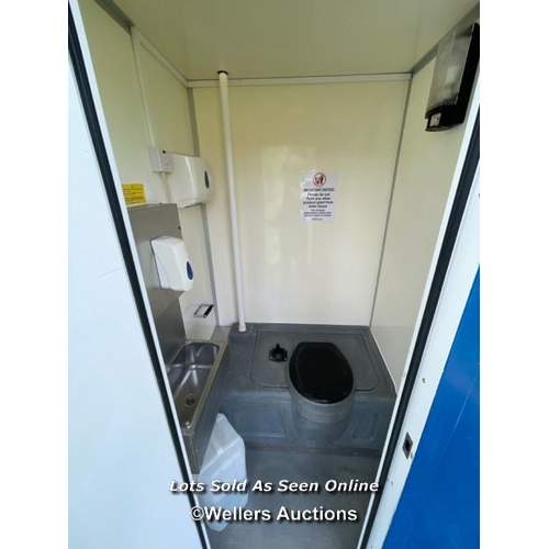 1015 - 6 PERSON 12 X 7.5FT AJC EASY CABIN TOWABLE WELFARE UNIT, INCLUDES WASH BASIN, KETTLE, MICROWAVE, SEA... 