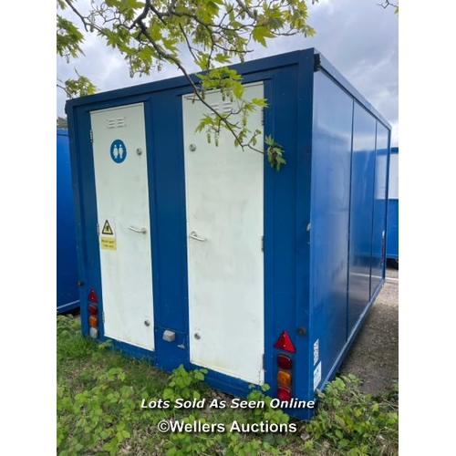 1015 - 6 PERSON 12 X 7.5FT AJC EASY CABIN TOWABLE WELFARE UNIT, INCLUDES WASH BASIN, KETTLE, MICROWAVE, SEA... 