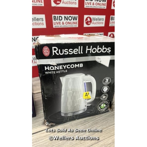 2X PHILIPS FABRIC SHAVERS, 1X JOHN LEWIS LIGHT AND RUSSELL HOBBS KETTEL