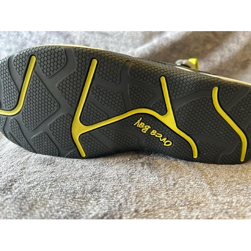 553 - NEW ORCA BAY WAVE DECK TRAINERS, EU 41, RRP �89.95