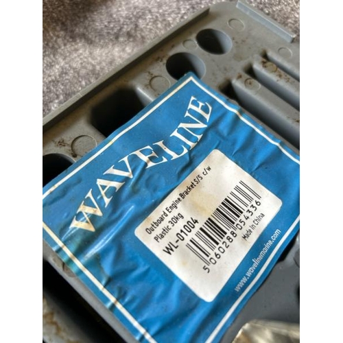 580 - NEW WAVELINE OUTBOARD ENGINE BRACKET