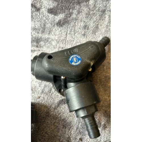 592 - X4 NEW DIVERTER VALVES