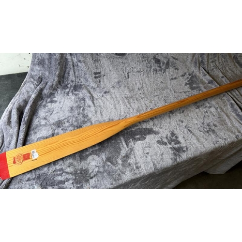 611 - NEW LAHNA WOODEN OAR, 2.1M