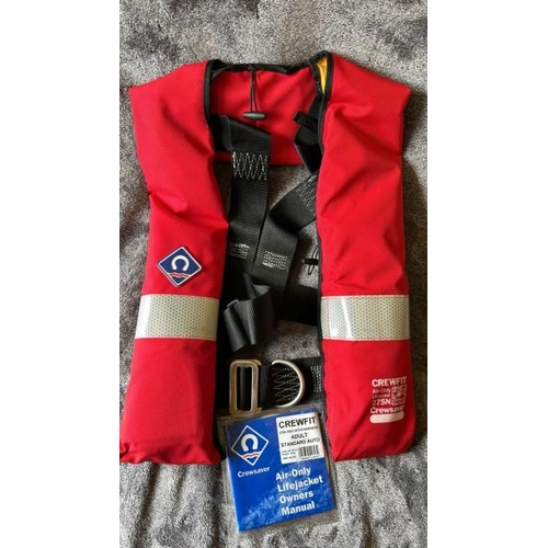 623 - NEW CREWSAVER 275 LIFE JACKET, RRP �139.95