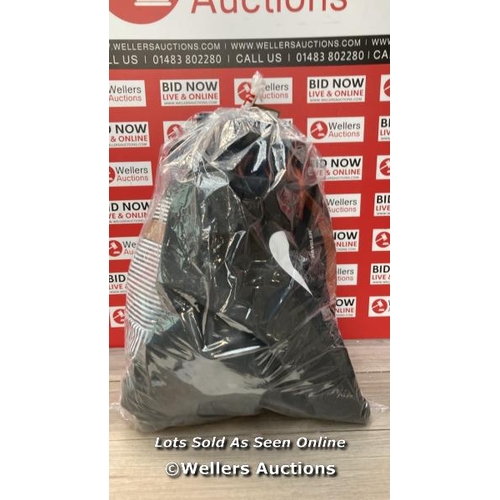 6600 - BAG OF RUCKSACKS / UPS