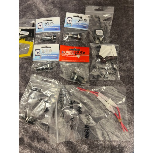 798 - ASSORTED SWITCH PANEL FUSE HOLDERS