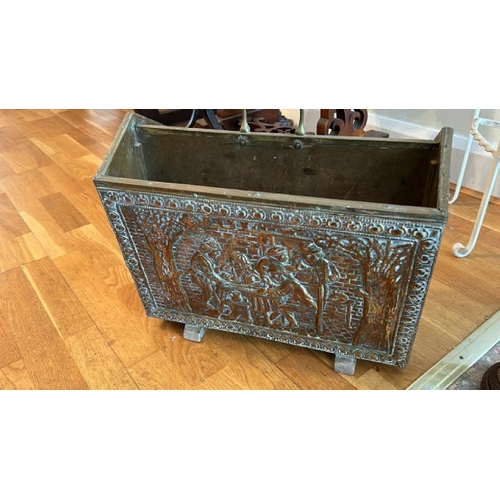 8003 - Vintage brass magazine holder / CON