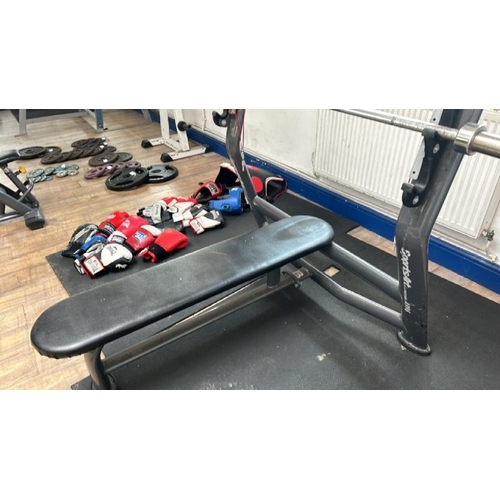 76 - SPORTSART FITNESS A996 BENCH PRESS WITH STRAIGHT BARBELL, APPROX OVERALL MEASUREMENTS 124CM (H) X 12... 