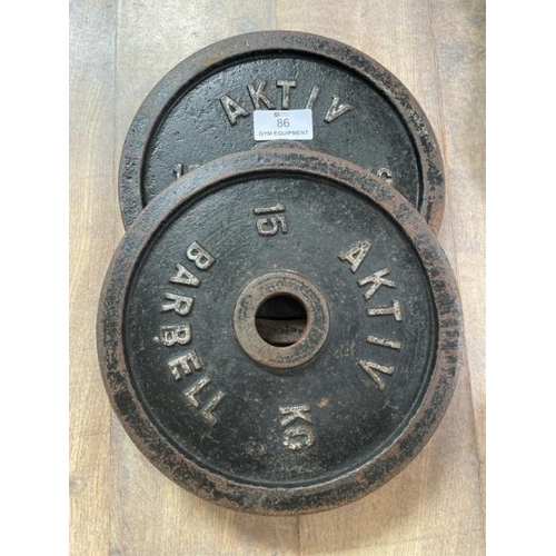 86 - X2 AKTIV 15KG IRON WEIGHT PLATES